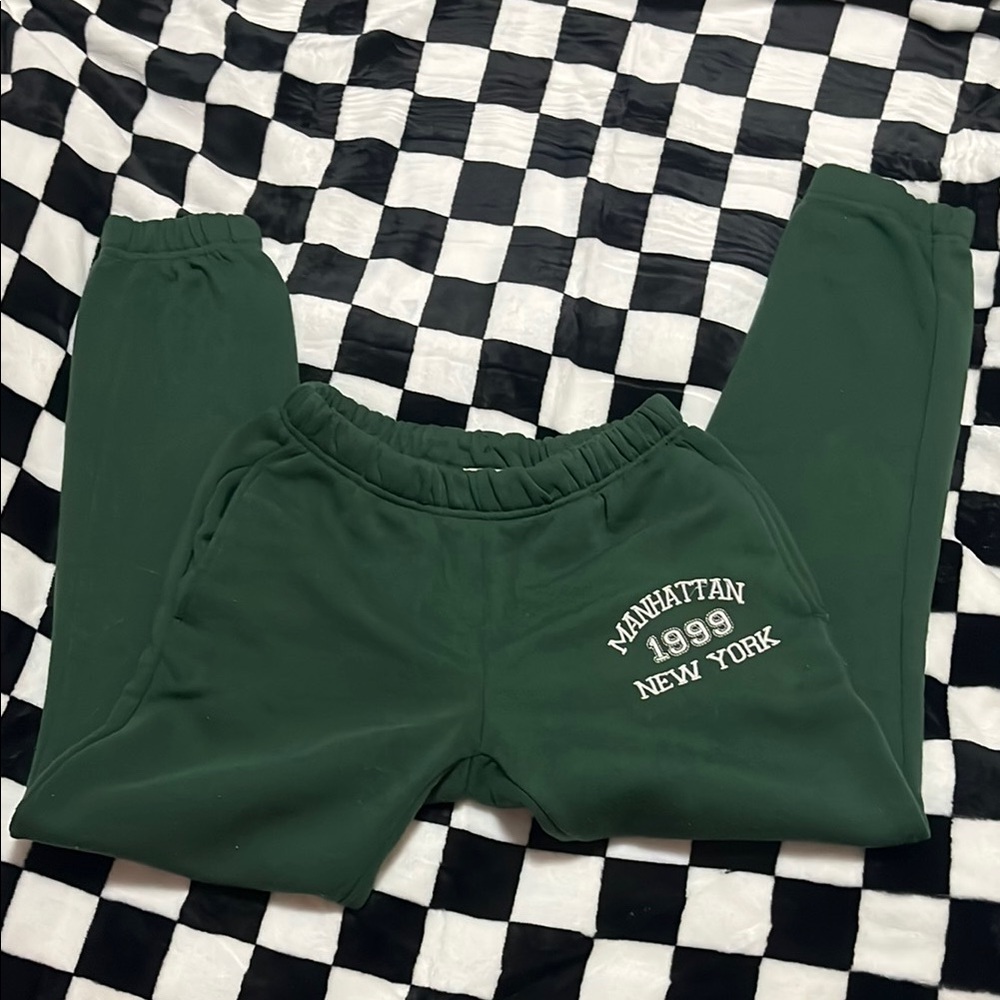 Green Joggers with Manhattan Print